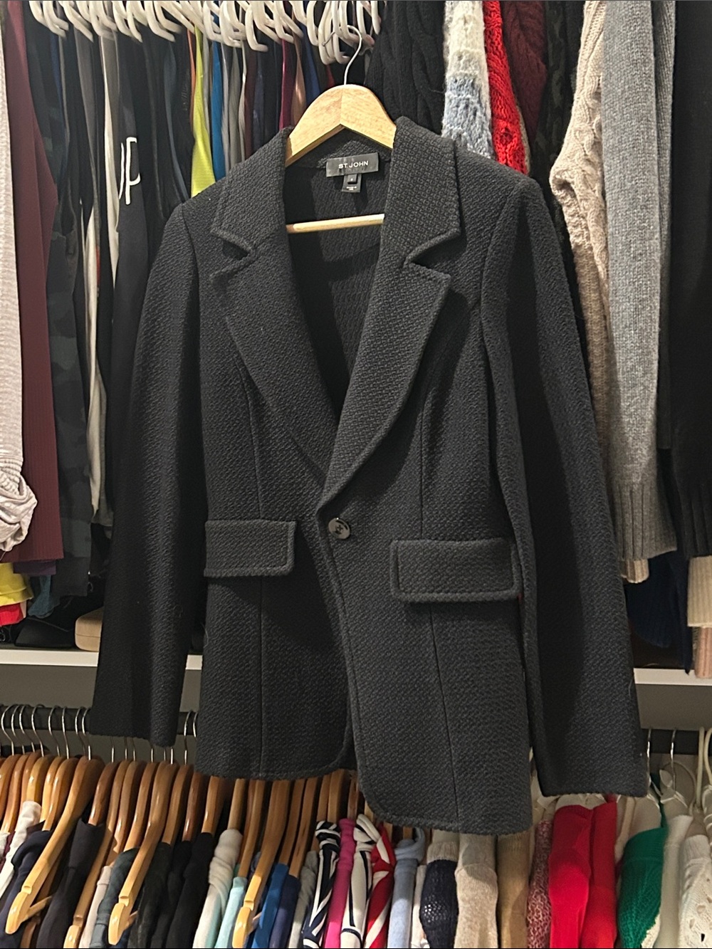 St. John Black Textured Notch-Lapel Blazer